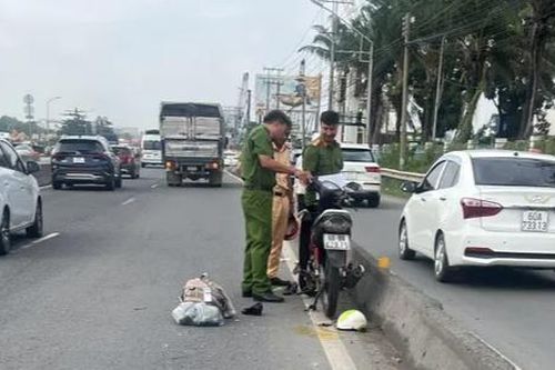 Tai nạn giao thông mới nhất 23/10/2023: Va chạm xe tải, 1 phụ nữ tử vong