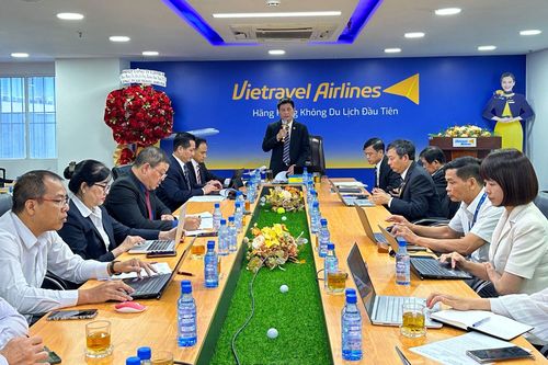 Nguyên Phó Thủ tướng Đức gia nhập Vietravel Airlines