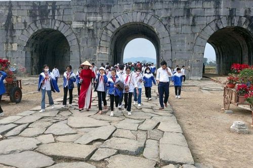 Bảo tồn, phát huy giá trị di sản Thành nhà Hồ