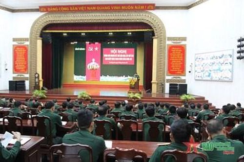 Quân khu 1 thông báo nhanh kết quả Hội nghị lần thứ tám, Ban Chấp hành Trung ương Đảng khóa XIII
