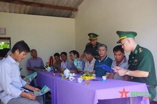 Hiệu quả từ mô hình tổ, đội tàu thuyền đánh bắt hải sản liên kết trên biển