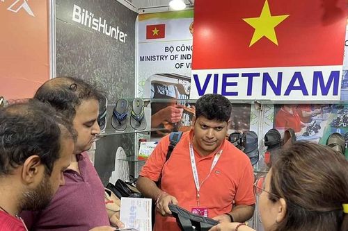 Sắt thép, giày dép Việt Nam ách tắc thủ tục sang Ấn Độ