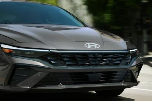Hyundai Elantra Hybrid Blue và Limited: Tìm hiểu sự khác biệt