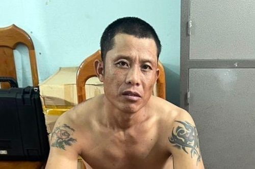 Vừa ra tù lại bị bắt vì mua súng 'phòng thân' và buôn bán ma túy