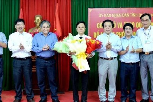 Công bố quyết định của Chủ tịch tỉnh Quảng Ngãi về công tác cán bộ