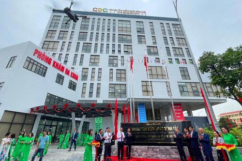 Quảng Ninh gắn biển hàng loạt công trình chào mừng 60 năm thành lập