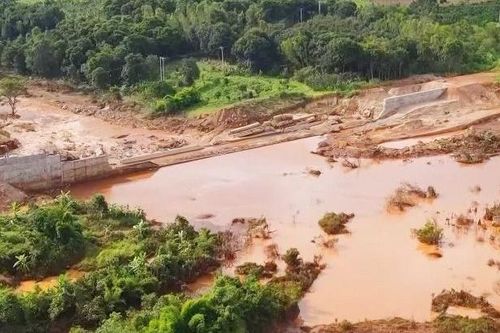 Nguyên nhân vụ vỡ tường dẫn nước nhà máy thủy điện ở Gia Lai