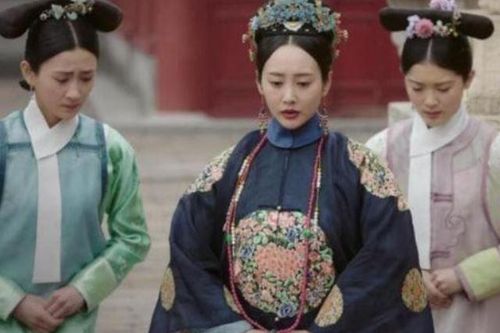 Trong số 5 người phụ nữ được chôn cùng Khang Hy, có 4 người là Hoàng hậu, người thứ 5 là ai mà Ung Chính yêu cầu?