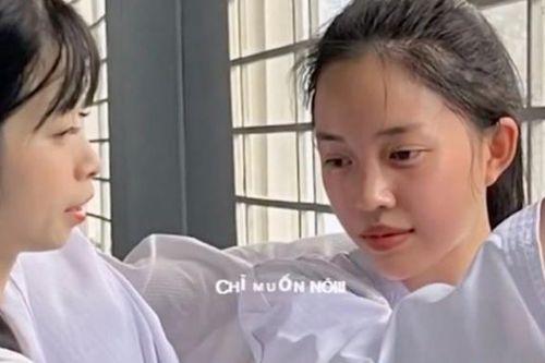 Hoa khôi Taekwondo dạy võ cho hot girl Linh Ngọc Đàm