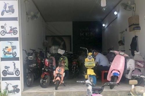 Bình Dương: Phát hiện 1 cửa hàng kinh doanh xe đạp điện nhập lậu
