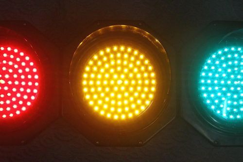 Chuẩn bị nâng cấp đèn tín hiệu giao thông ở ngã tư Đô Thành