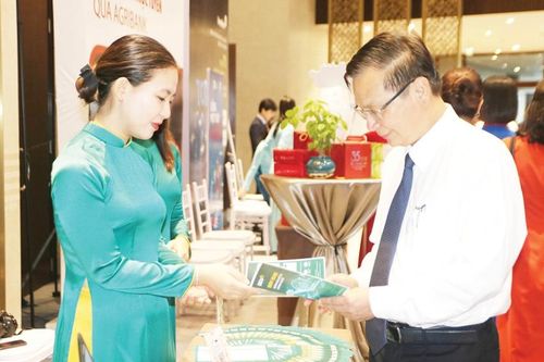 Động lực thúc đẩy tiêu dùng số