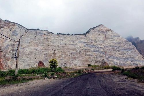 Hải Dương: Đóng cửa mỏ khoáng sản đá vôi Áng Dâu