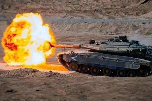 Xe tăng Israel trút đạn 'nhầm' vào bốt quân sự trên đất Ai Cập