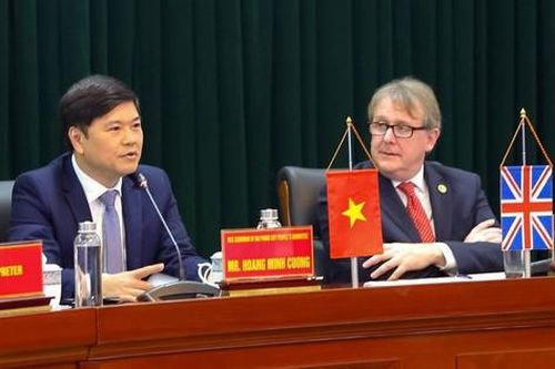 Đoàn công tác Vương quốc Anh tìm hiểu cơ hội đầu tư giáo dục tại Hải Phòng