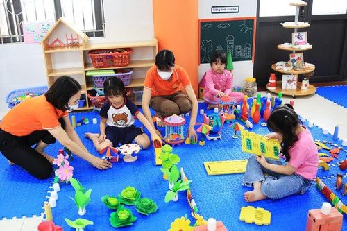 Tỷ lệ trẻ mầm non ngoài công lập giảm