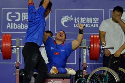 Phá kỷ lục nhưng lực sỹ Việt Nam không bảo vệ được HCV ASIAN Para Games