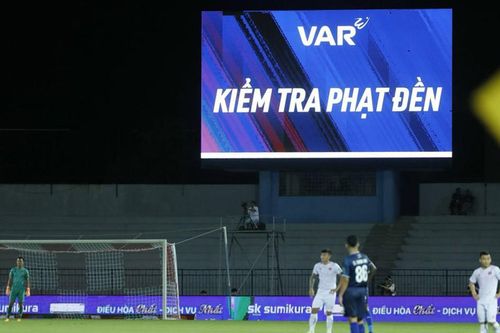 V League và giải hạng Nhất nóng ngay từ chặng mở màn