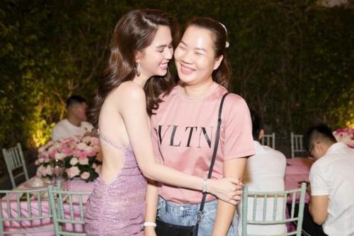 Trợ lý Thúy Kiều làm gì giữa lúc Ngọc Trinh vướng vòng lao lý?