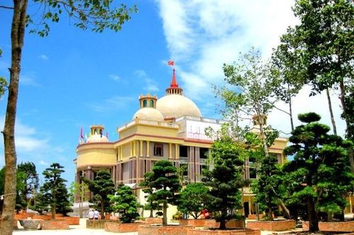 Có gì trong dinh thự lớn nhất Nam Bộ của đại gia Trầm Bê?