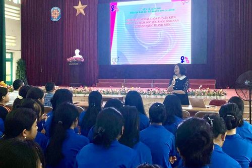 Trường DTNT giáo dục sức khỏe sinh sản cho học sinh
