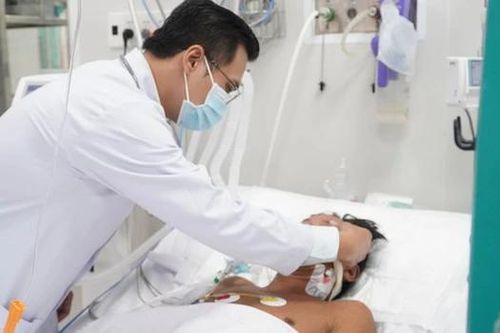 Vụ ngộ độc sau uống 50ml sữa: Sự nguy hiểm của cyanua