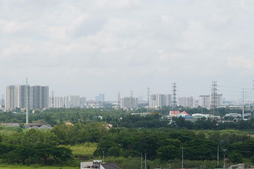 Thị trường bất động sản TPHCM: Khan hiếm căn hộ giá rẻ