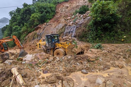 Ban Quản lý Bảo trì đường bộ Sơn La tập trung sửa chữa, nâng cấp các tuyến đường