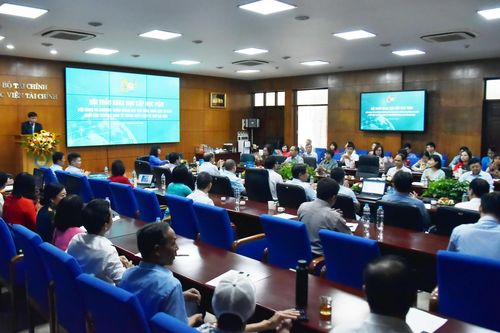 Đẩy mạnh chuyển đổi số trong giảng dạy môn khoa học cơ bản