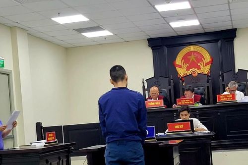 Môi giới ô tô lừa đảo, chiếm đoạt tiền của khách hàng