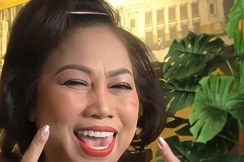 Siu Black 'xuống núi', MC Thảo Vân thân thiết bên con trai cao lớn