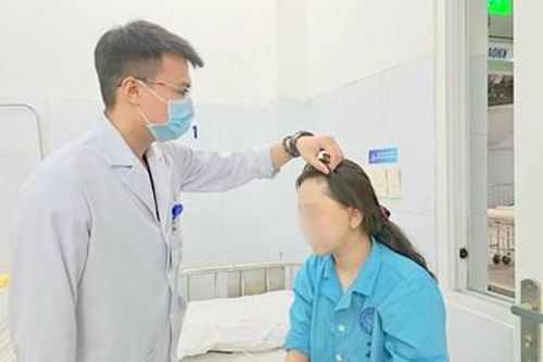 Phẫu thuật cắt bỏ khối tổn thương gây bệnh động kinh hiếm gặp