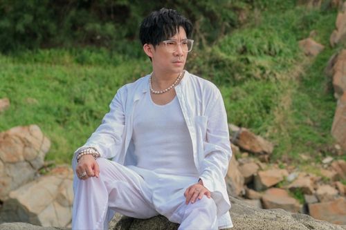 Quang Hà thừa nhận vẫn độc thân, tiết lộ khối tài sản khủng ở tuổi 42