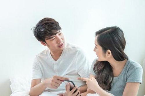 Đang yên lành, chồng tôi bỗng đòi rút hết tiền tiết kiệm để kinh doanh