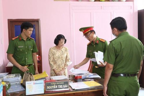 Khởi tố trưởng phòng công chứng tại Bình Dương