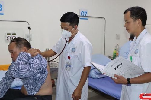 Tạo niềm tin với người bệnh