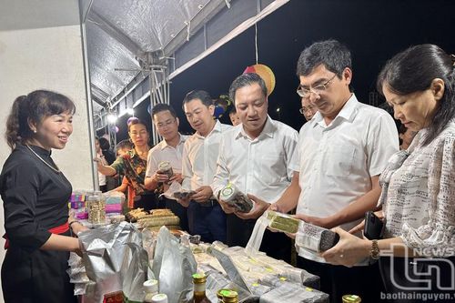 TP. Sông Công: 22 gian hàng tham gia Chương trình kích cầu tiêu dùng nội địa