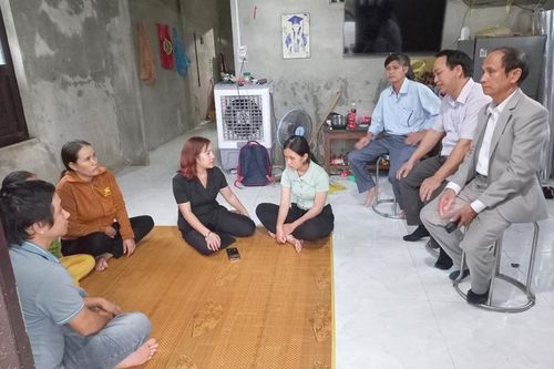 Sức khỏe, tinh thần của nữ sinh bị đánh hội đồng đã ổn định