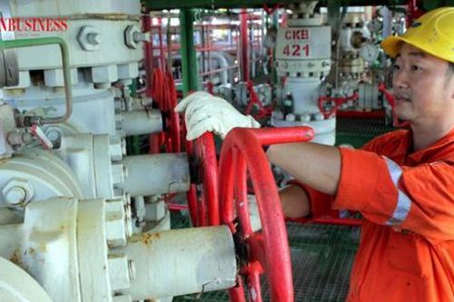 Làm gì để gỡ khó cho doanh nghiệp trên chặng 'nước rút' cuối năm?