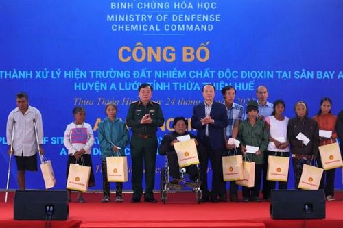 Hoàn thành xử lý đất nhiễm chất độc dioxin tại sân bay A So