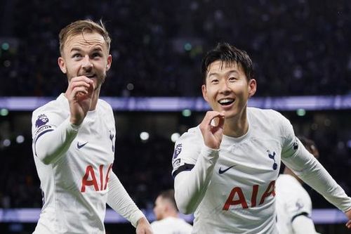 Người hùng Son Heung-min đưa Tottenham trở lại đỉnh bảng xếp hạng
