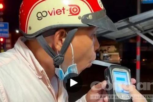 Vụ ném đá khiến CSGT bị thương vùng mặt: Đối tượng vi phạm độ cồn 'khủng'