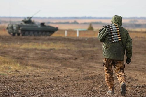 Quân Nga ở Ukraine nhận 15.000 tấn đạn dược, nhiên liệu mỗi ngày