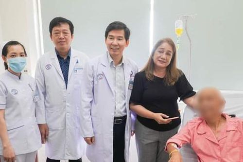 Nỗ lực thu hút người nước ngoài đến khám, chữa bệnh