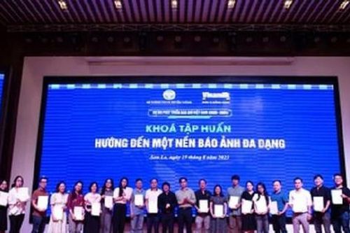 Vinamilk đồng hành cùng dự án Phát triển báo chí Việt Nam