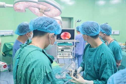 Cứu sống trẻ sơ sinh bị dị tật tịt lỗ mũi sau hai bên hiếm gặp