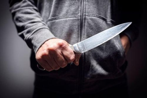 Đâm người 'hút chết' và cướp lại tiền ngay sau khi trả nợ
