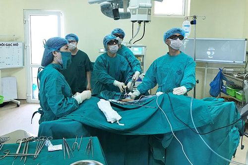 Nhiều kỹ thuật điều trị ung thư tại Việt Nam ngang tầm khu vực