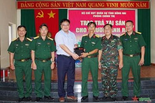 Bộ CHQS tỉnh Đồng Nai: Quân nhân trả lại tài sản cho người đánh rơi