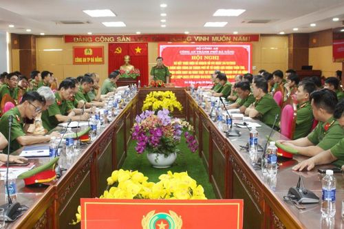 Tuyên dương, khen thưởng 39 cá nhân xuất sắc thuộc lực lượng 911 Công an TP Đà Nẵng